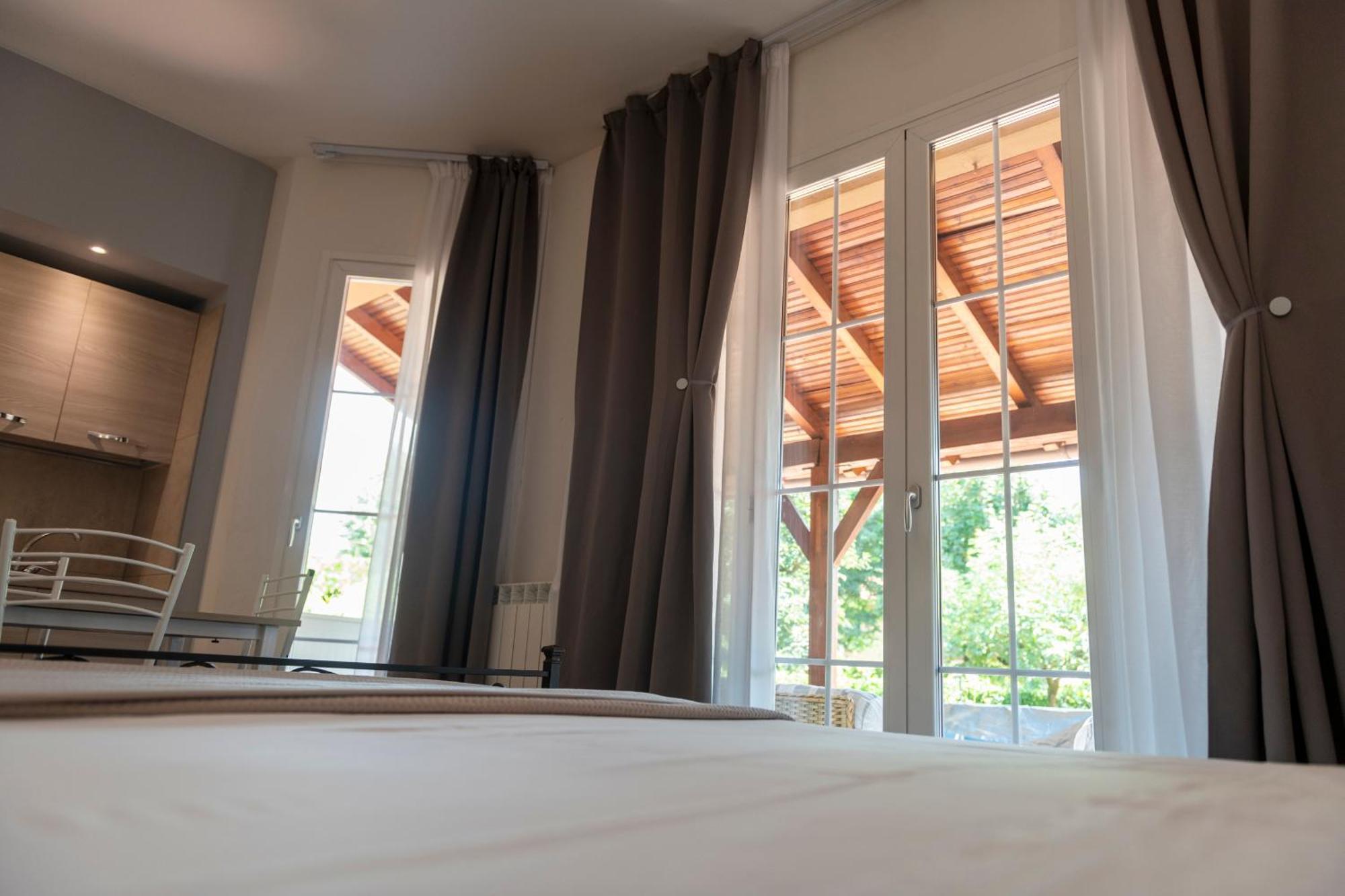 Villa Fenix Osio Sotto 2 Buitenkant foto