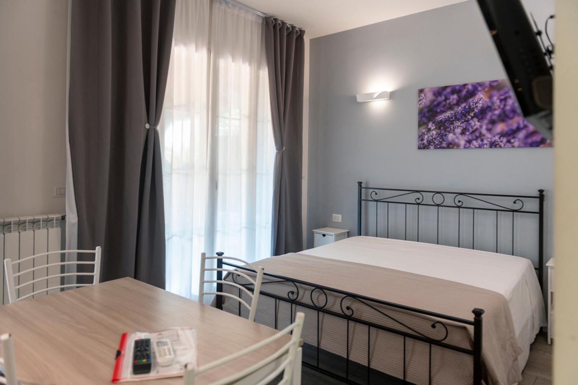 Villa Fenix Osio Sotto 2 Buitenkant foto